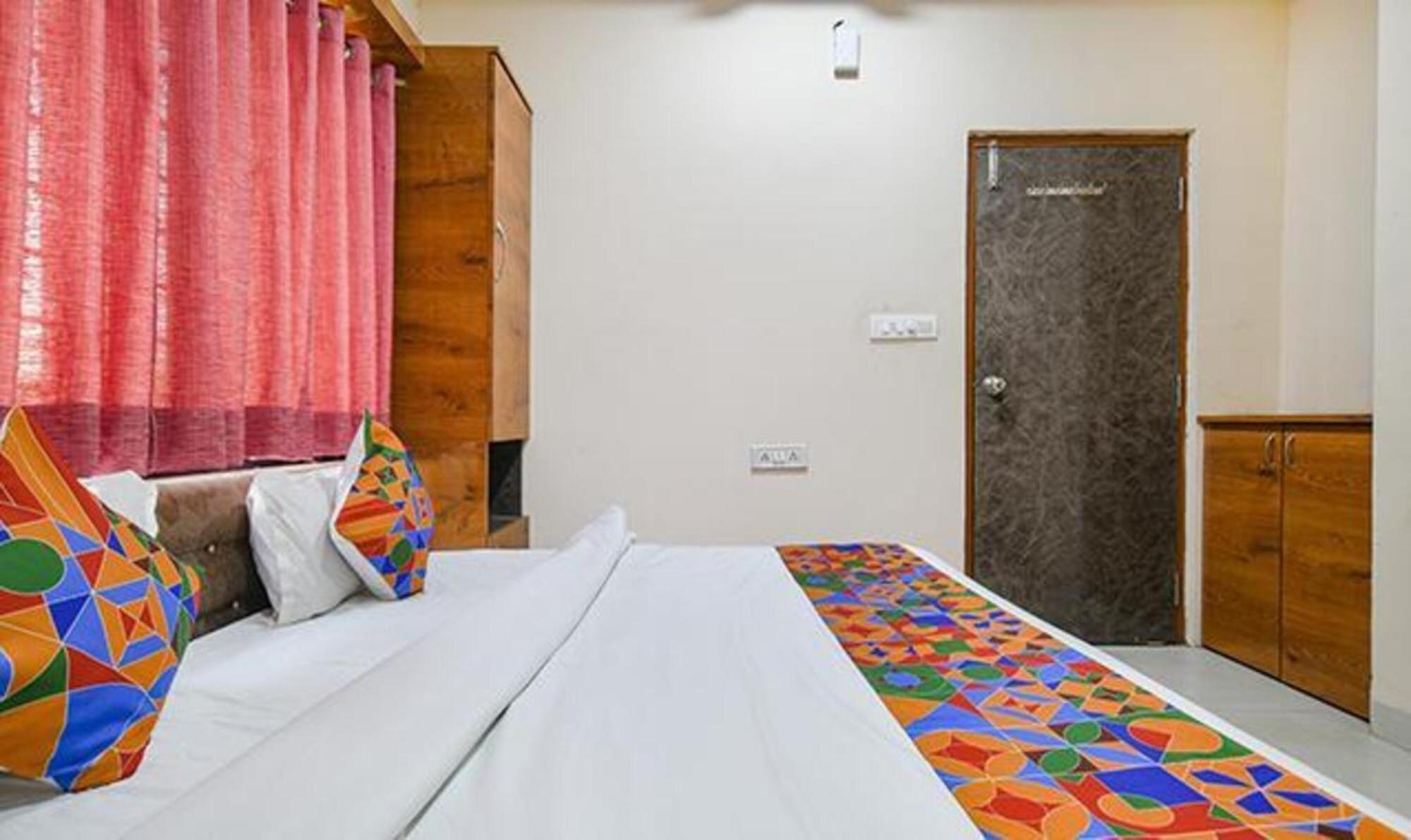 Fabhotel Royal Palace Indore Exterior photo